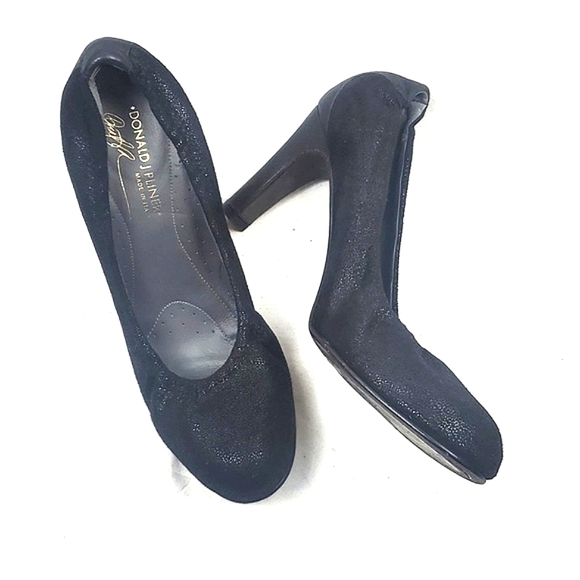 Donald J Pliner Orina Black Suede Heel - Picture 1 of 8